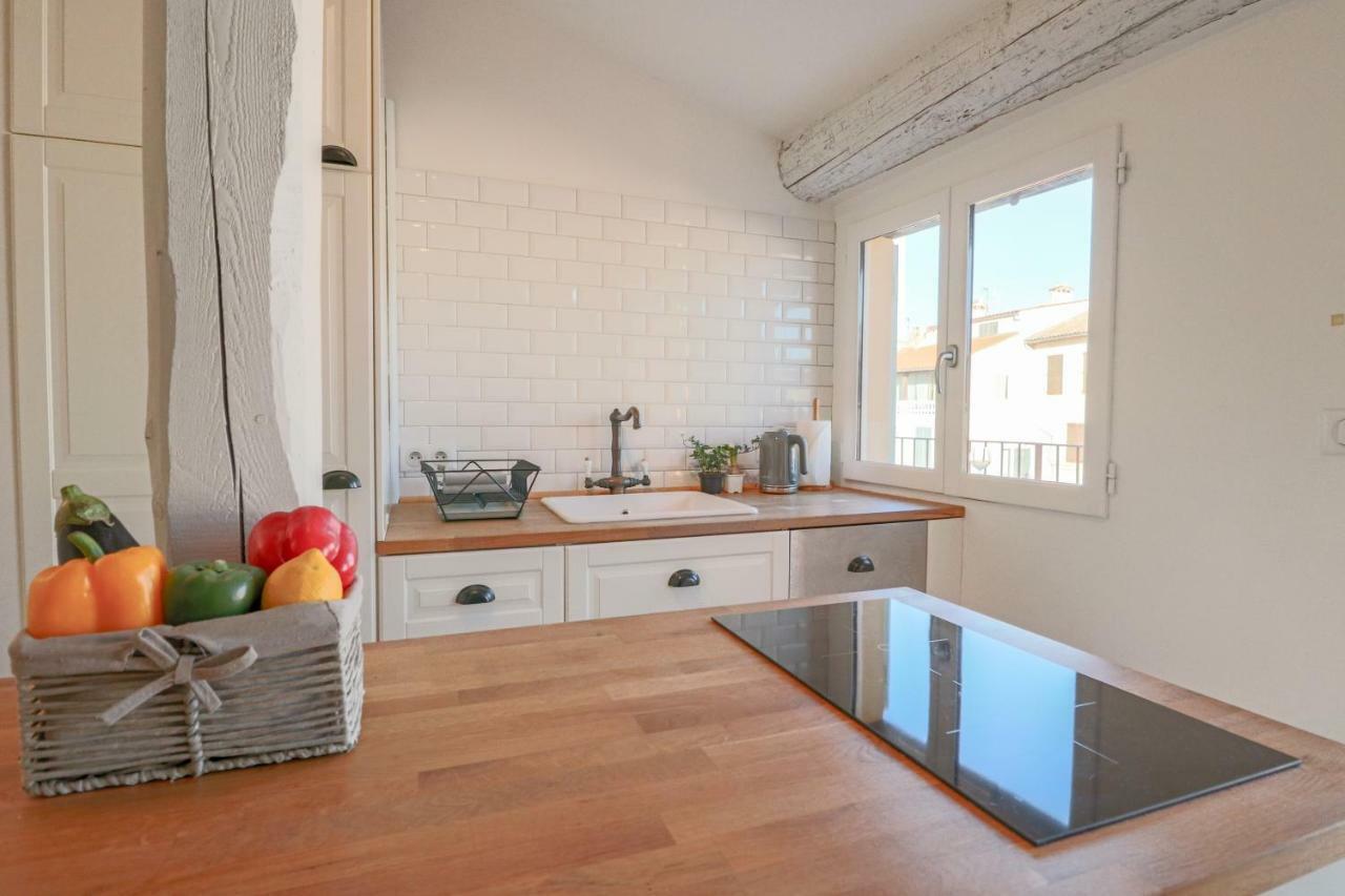 Clt - Unique Duplex & Terrace On The Provencal Market Antibes Luaran gambar